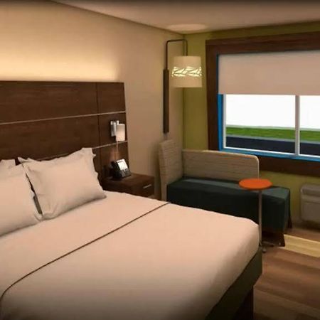 Holiday Inn Express & Suites Brentwood Extérieur photo